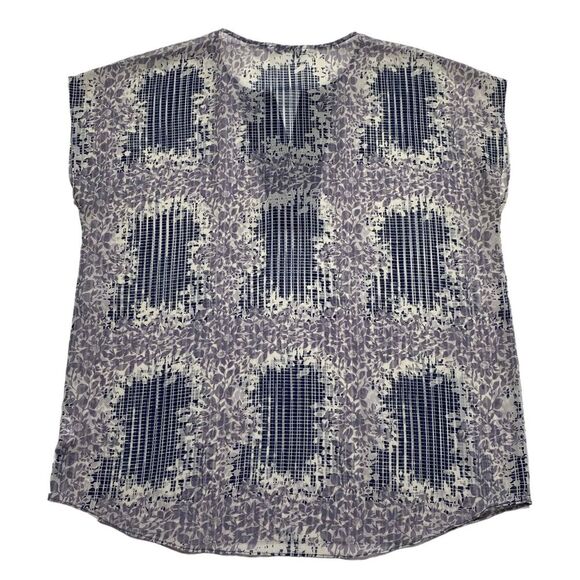 CAbi Sheer Floral Print Stitch Placket Blouse Sz M - Picture 3 of 10